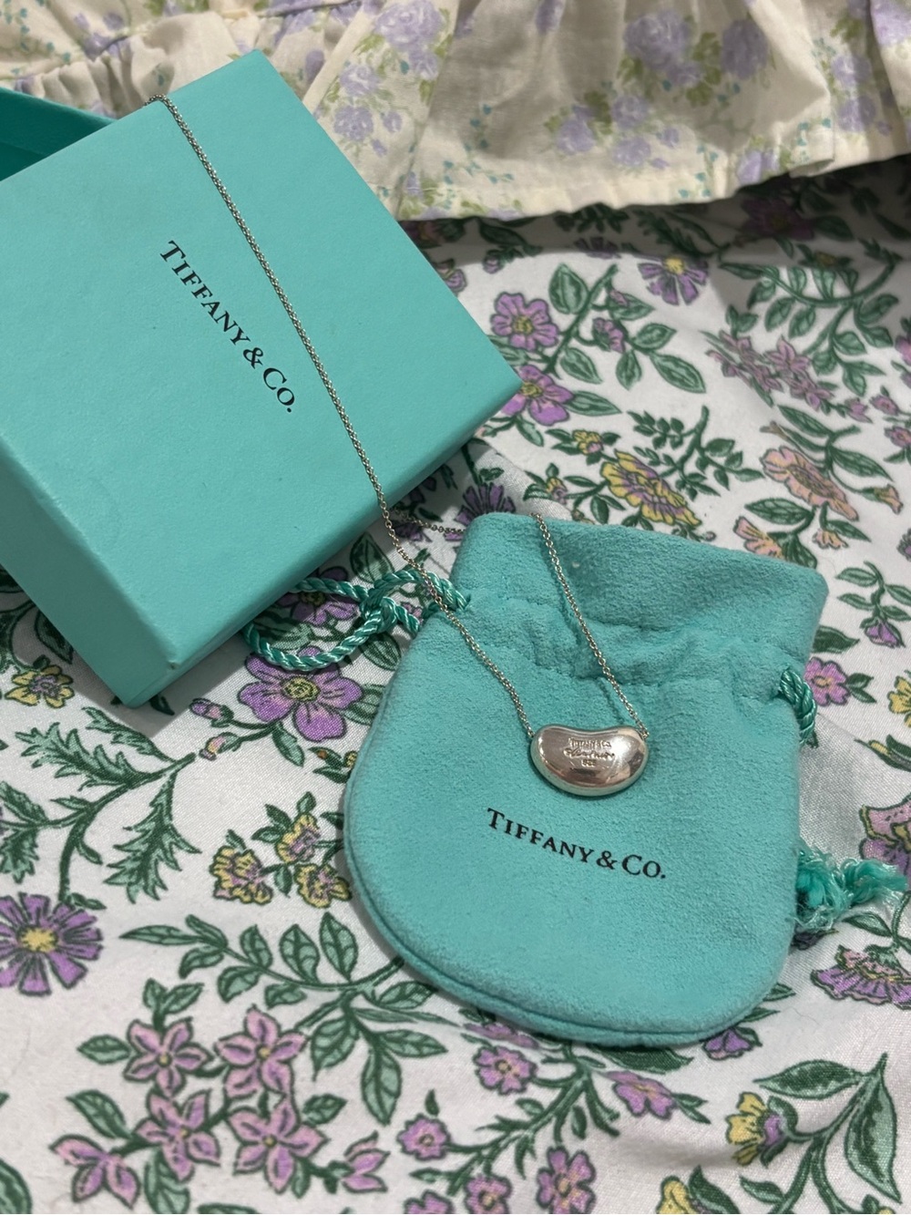 Tiffany & Co. Sterling Silver Elsa Peretti Bean Necklace with Tiffany Blue Pouch